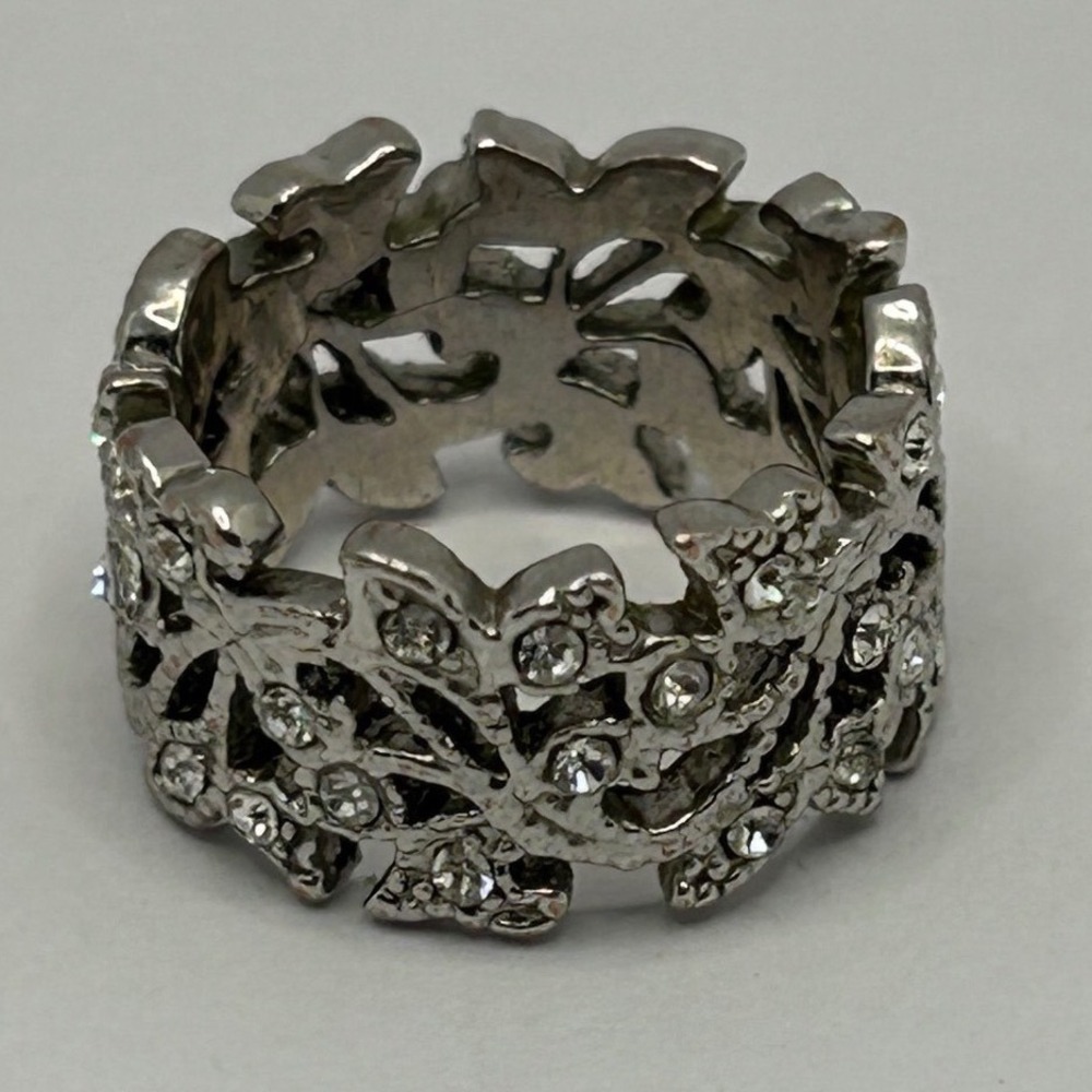 Silver‎ Tone Filigree Wide Band Ring Rhinestone Openwork Statement Vintage 6.75"